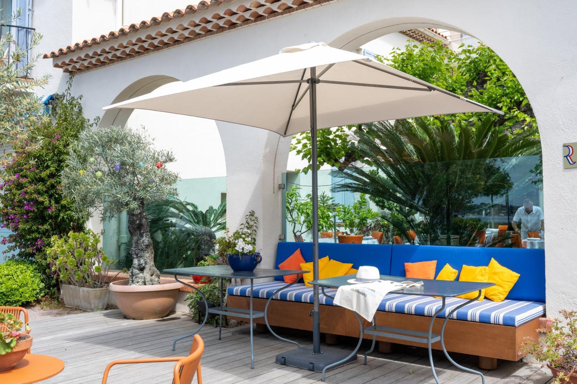 Hotel Le Provencal Logishotels Лес-Иссамбр Экстерьер фото