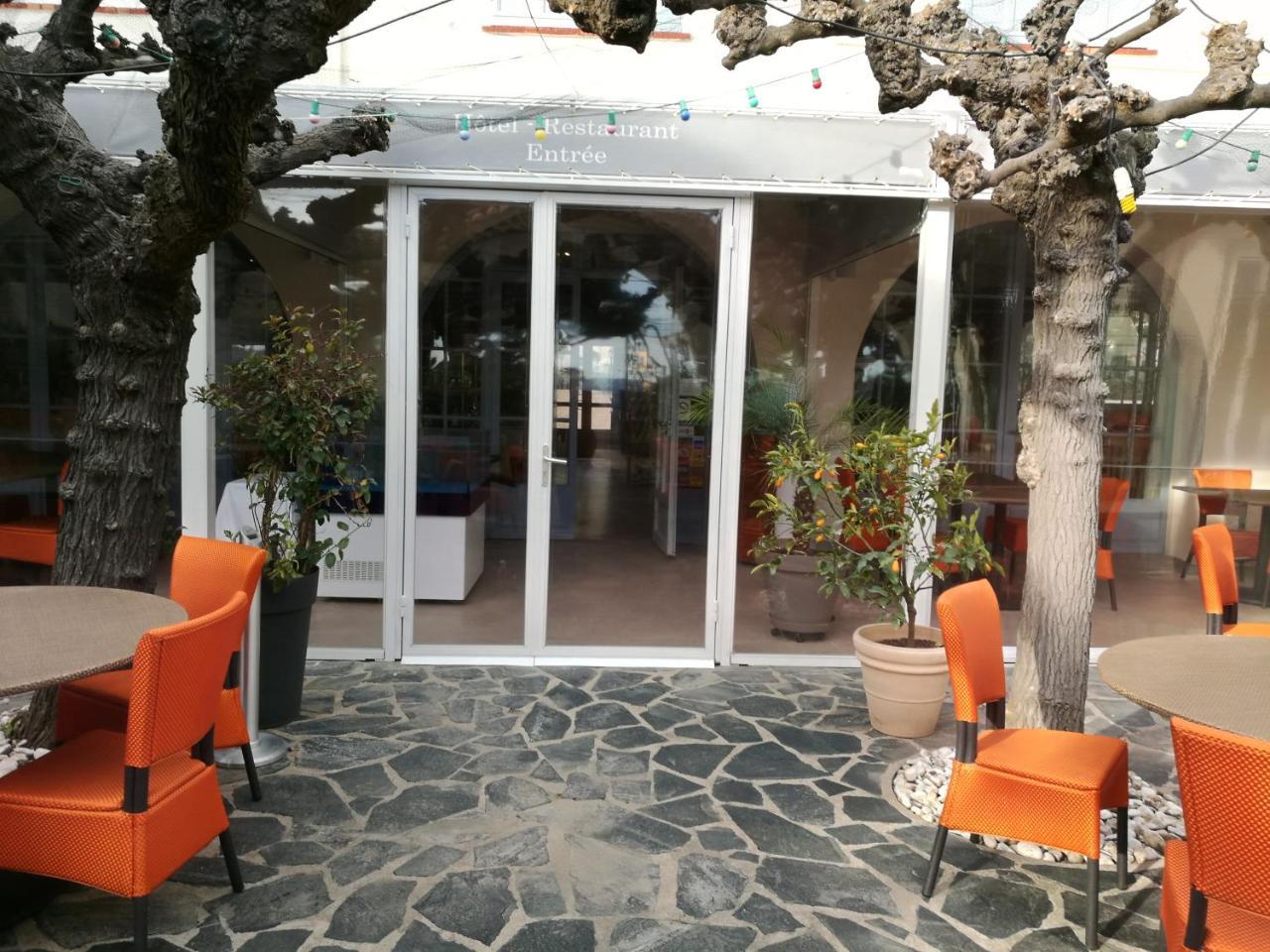 Hotel Le Provencal Logishotels Лес-Иссамбр Экстерьер фото